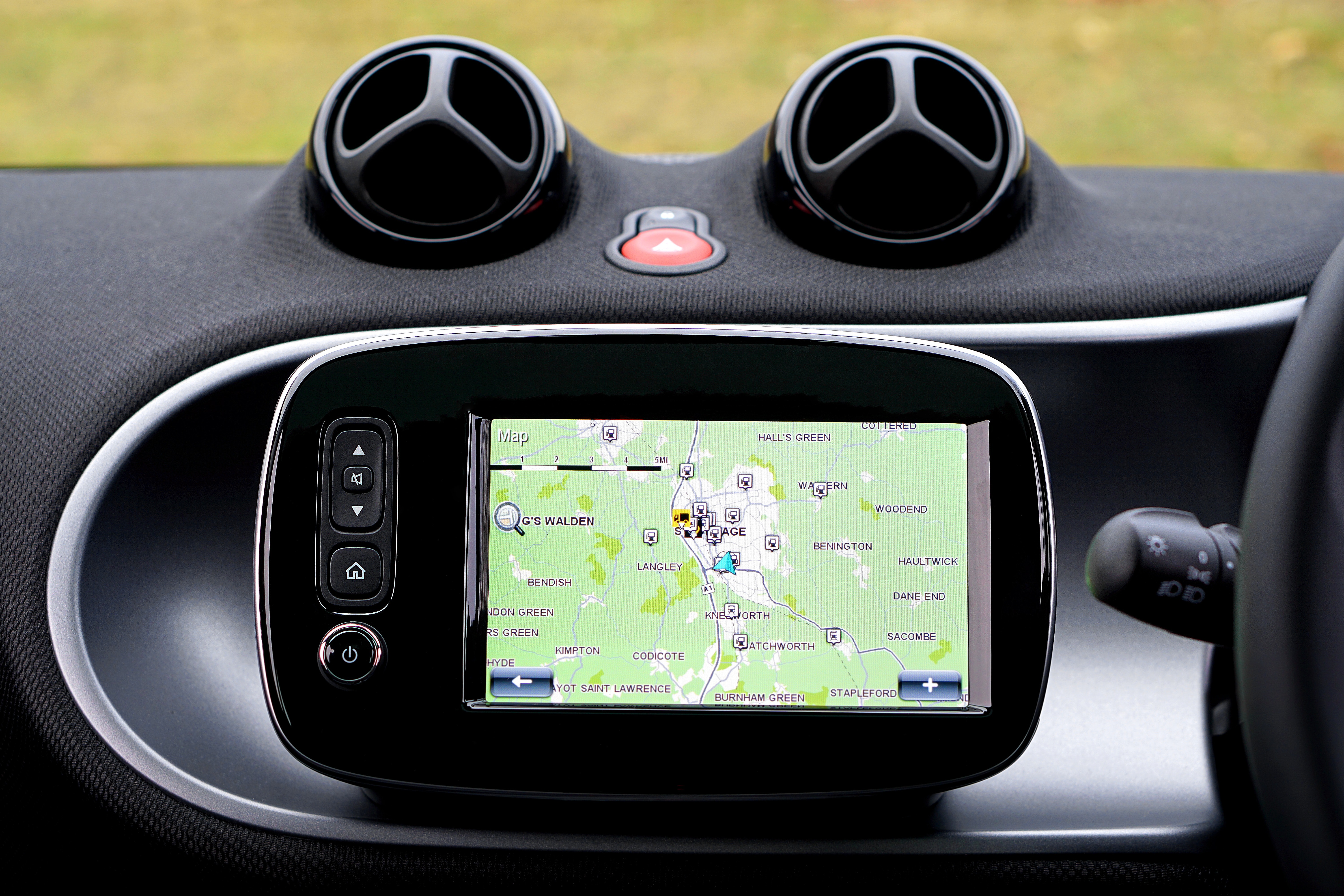 auto-automobile-automotive-244822